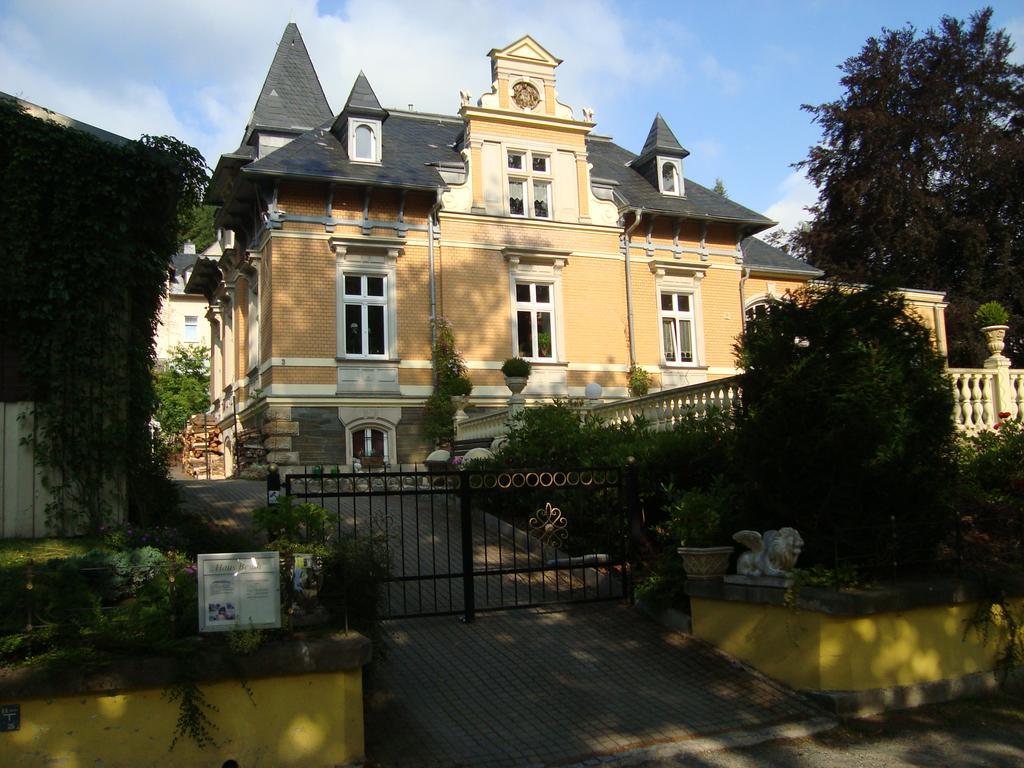Apartamento Haus "Beuth" Bad Elster Exterior foto